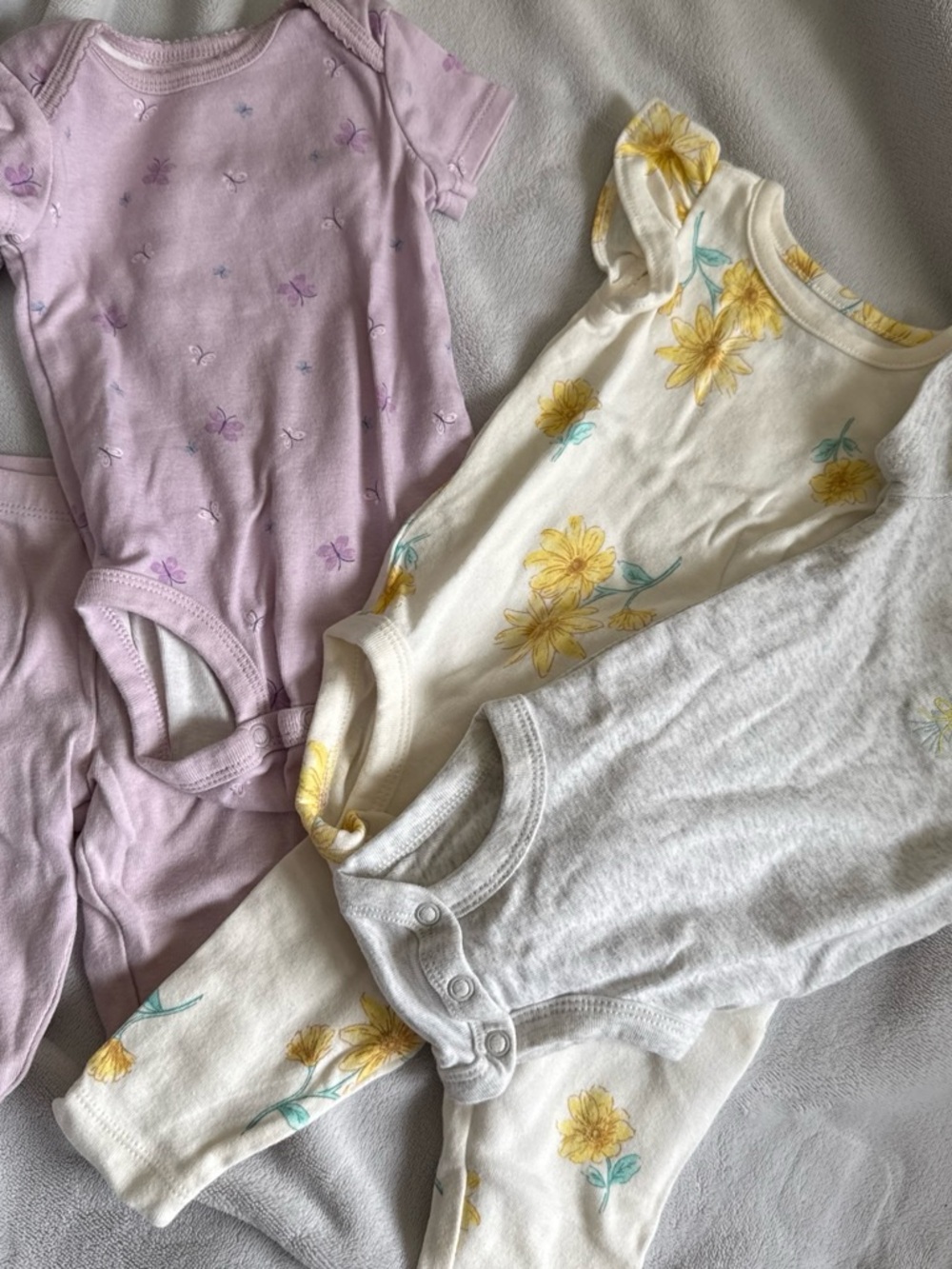 Carters Sets (2)